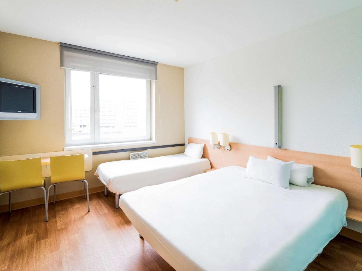 Ibis Budget Krakow Bronowice Exterior photo