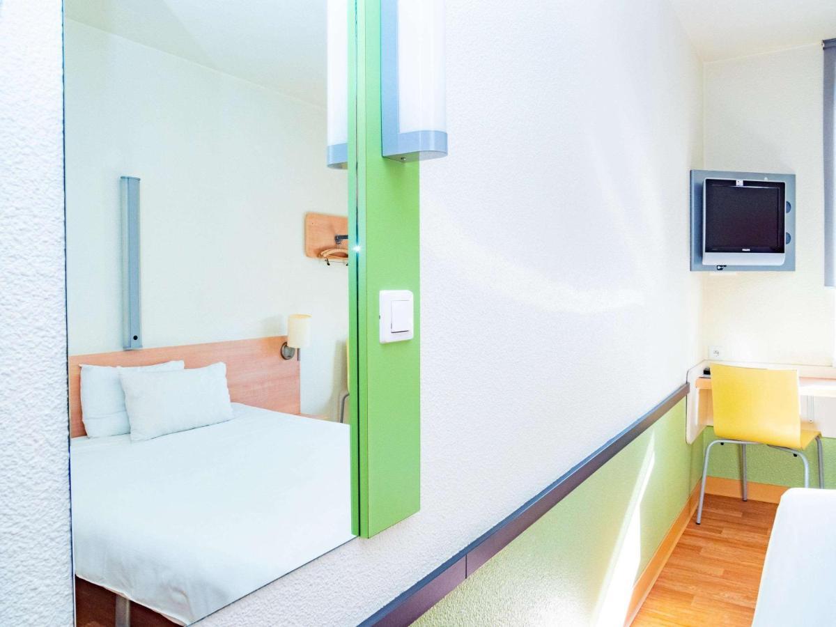 Ibis Budget Krakow Bronowice Exterior photo